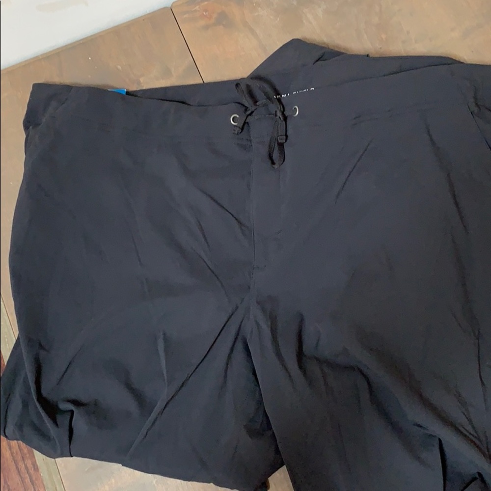 Columbia Anytime Outdoor Boot Cut Black Pants 24W